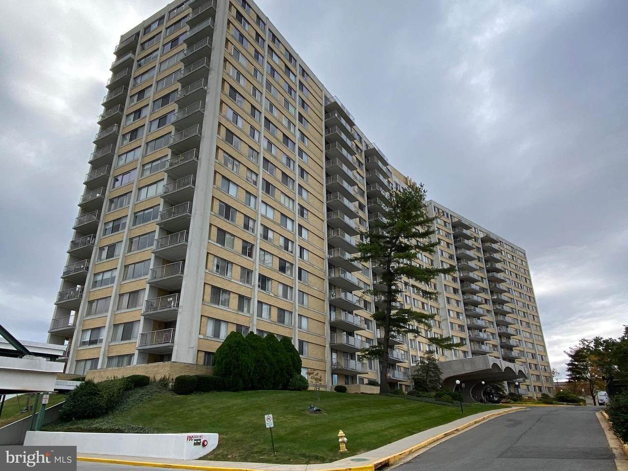 301 Beauregard Street - Photo 1
