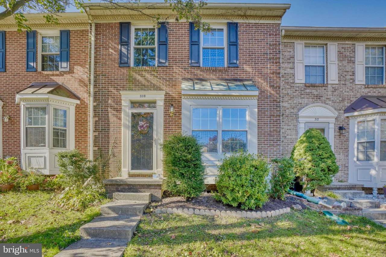 310 Sunray Court - Photo 1
