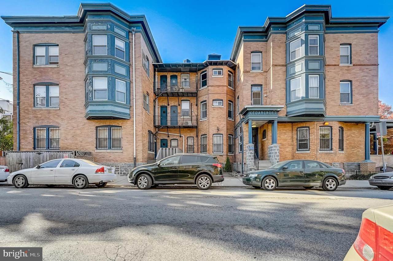 600 49TH Street - Photo 1
