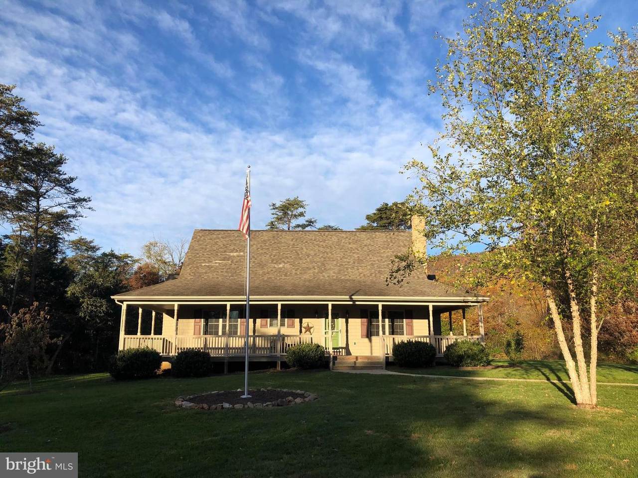 14607 Back Road - Photo 1