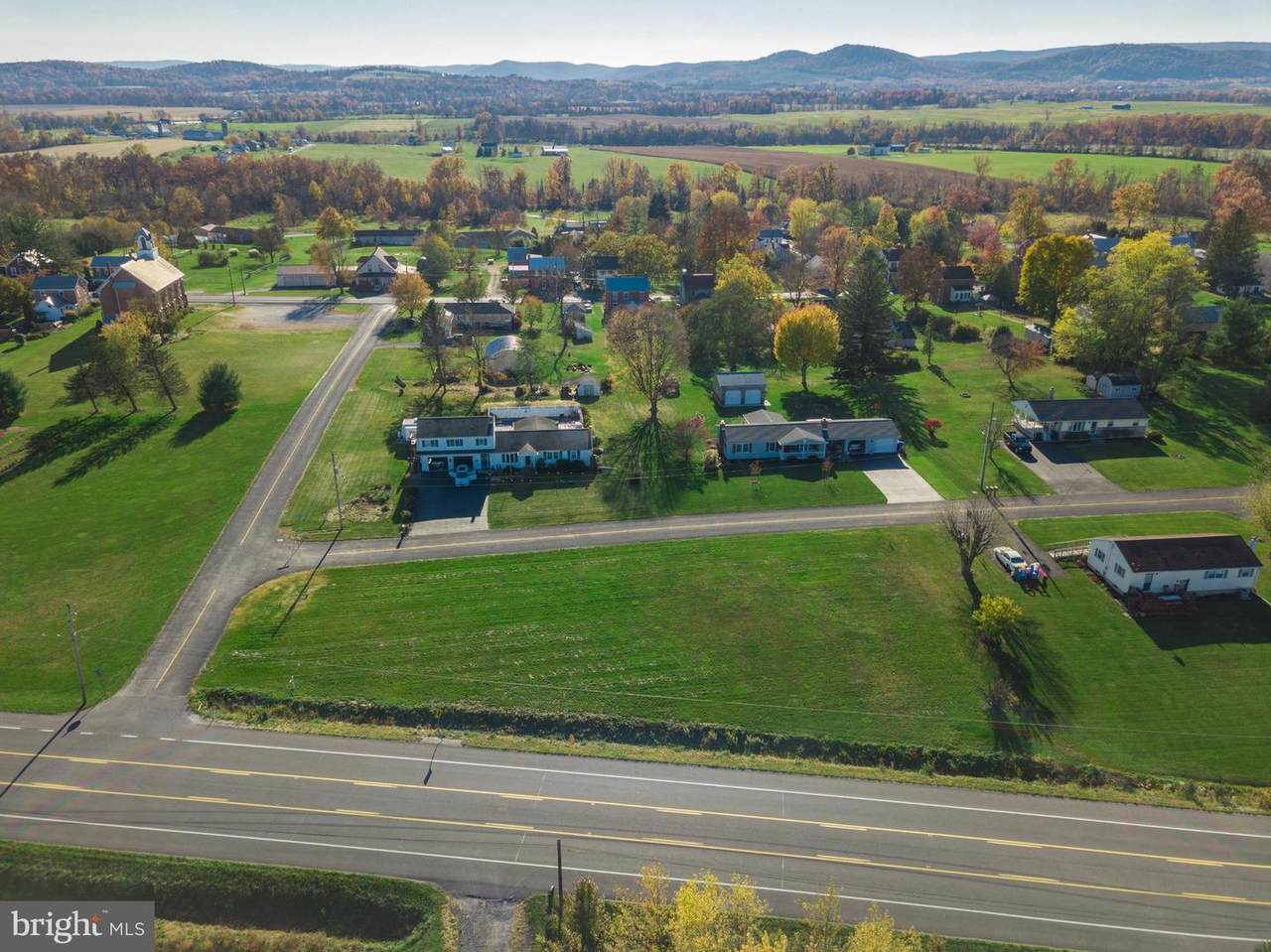 15 Lincoln View Drive - Photo 1