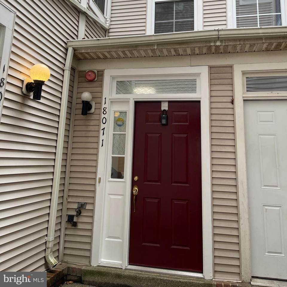 18071 Royal Bonnet Circle - Photo 1