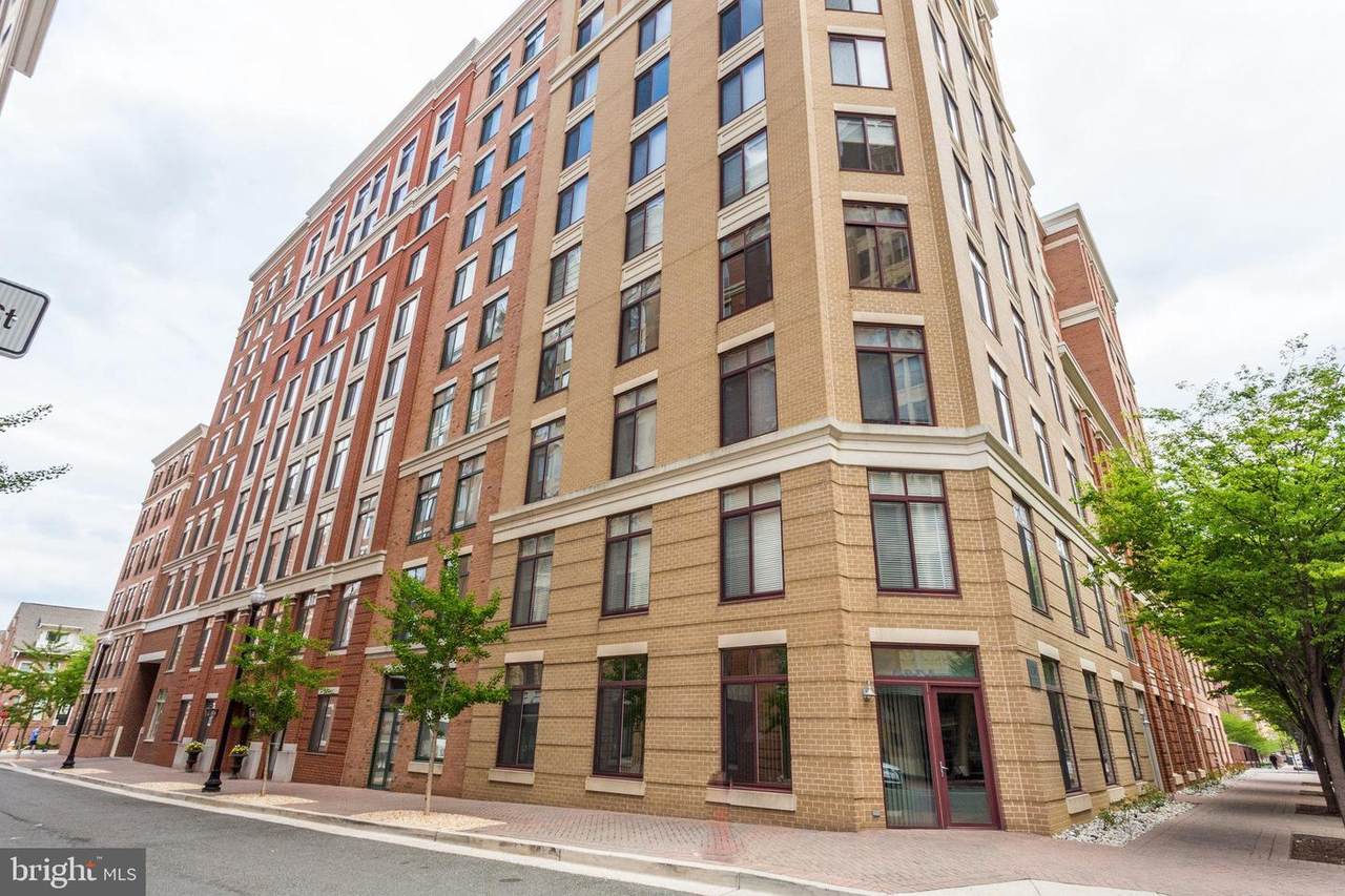 1201 Garfield Street - Photo 1