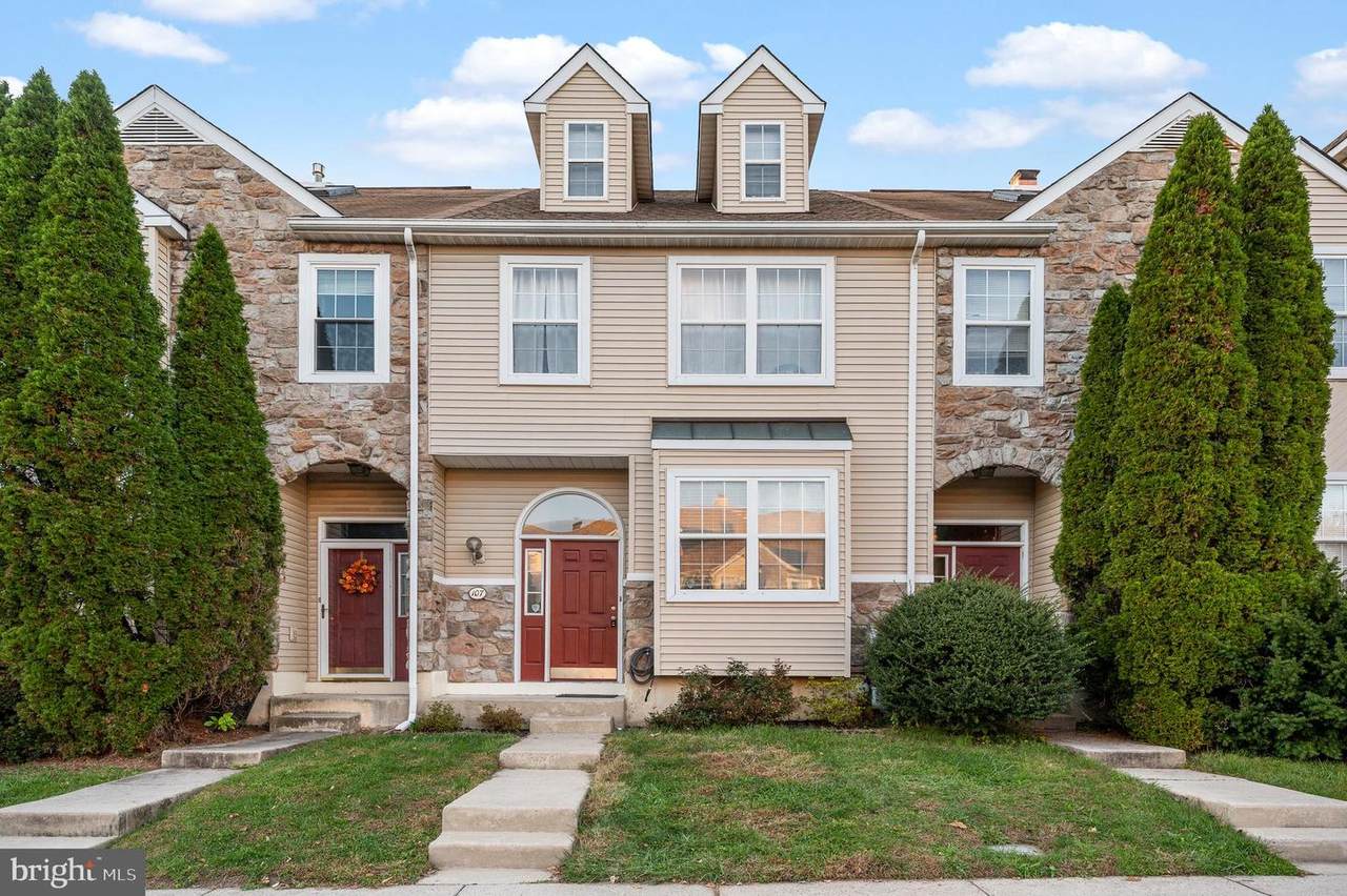 107 Poplar Court - Photo 1