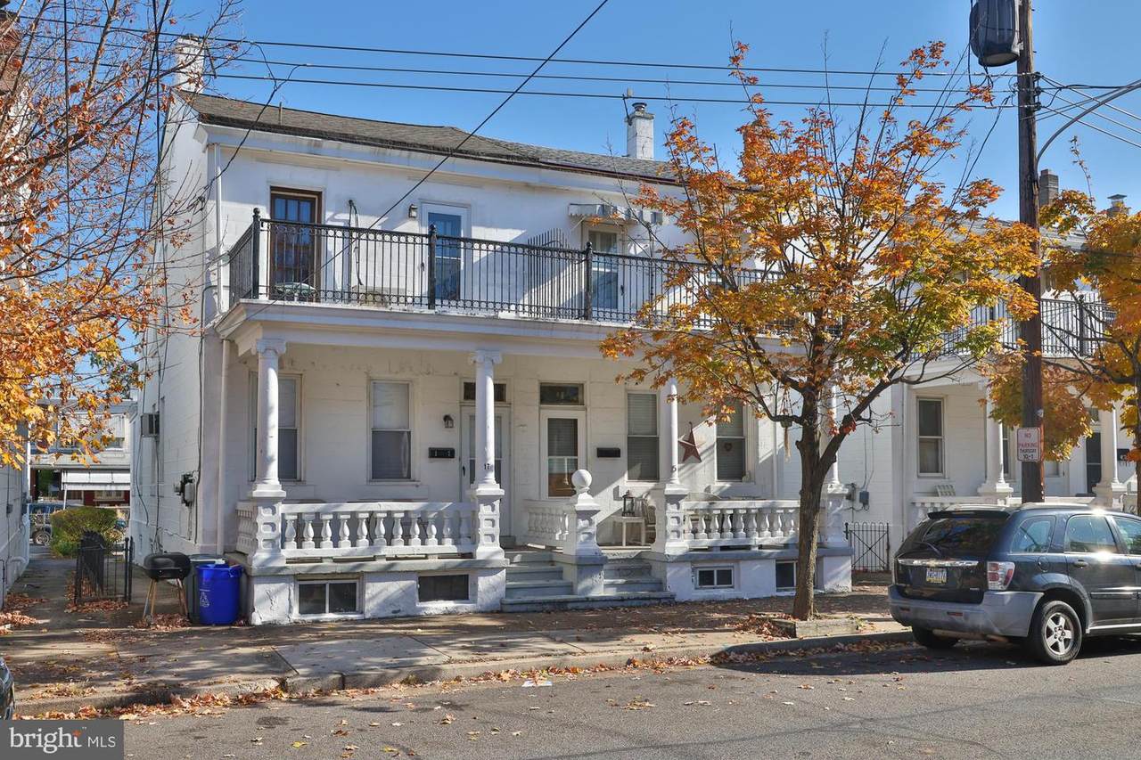 15 Lincoln Avenue - Photo 1