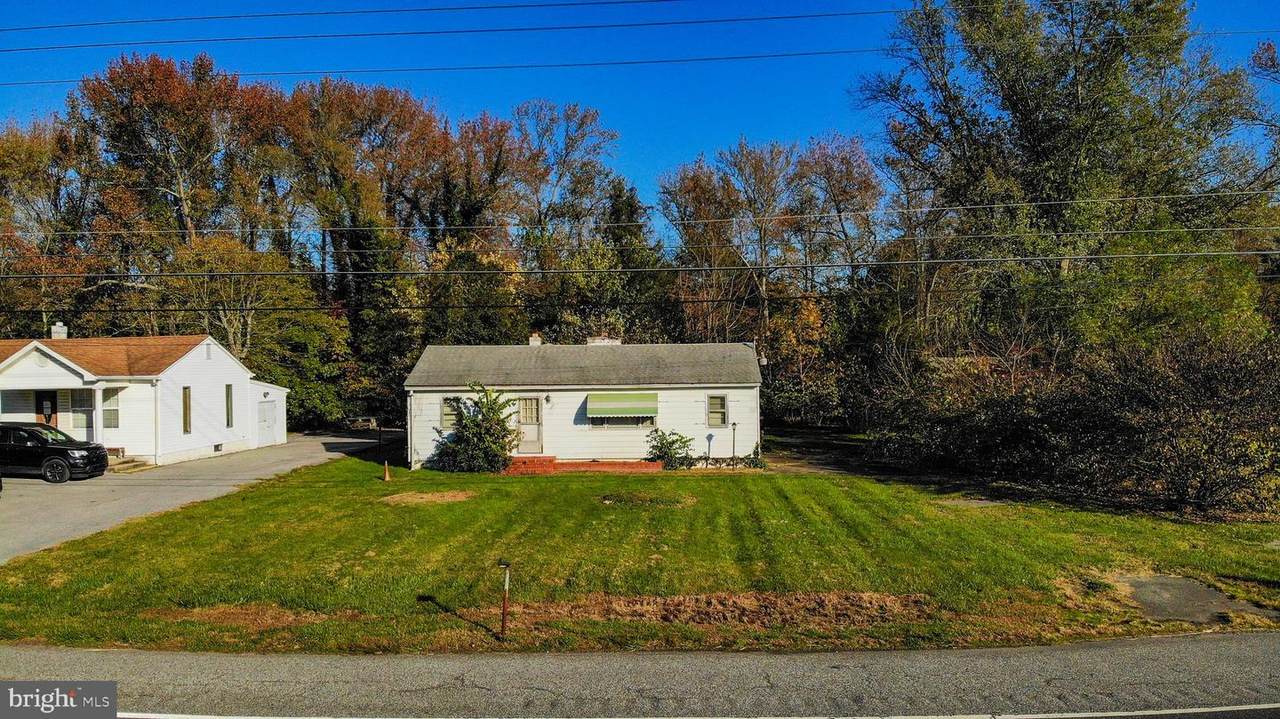 4272 Dupont Parkway - Photo 1