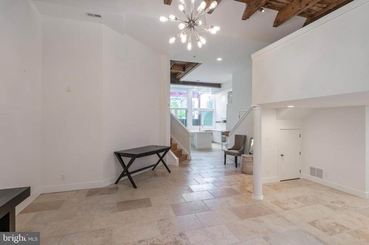 313 Fulton Street - Photo 1