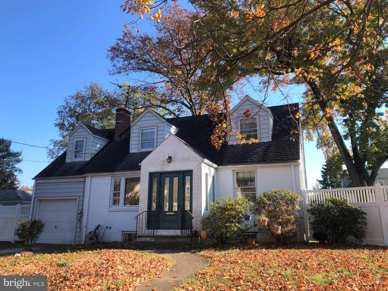 612 Westmoreland Drive - Photo 1