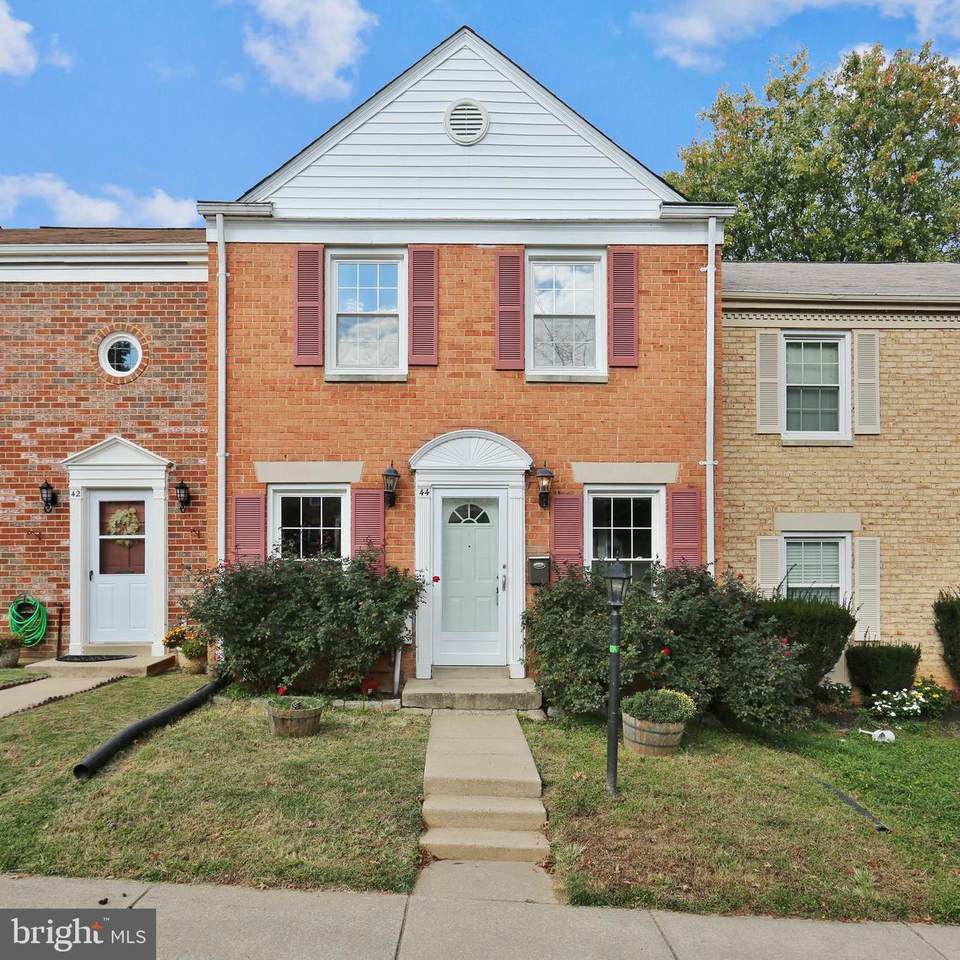 44 Landsend Drive - Photo 1