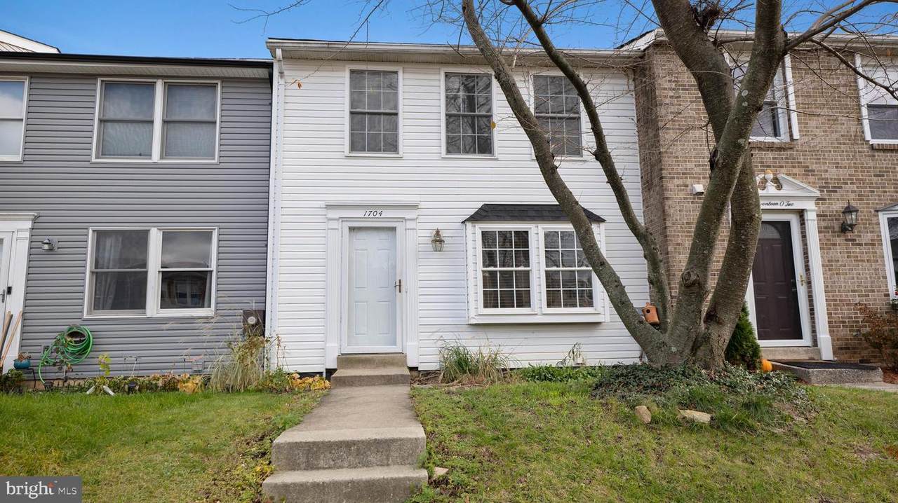 1704 Country Court - Photo 1