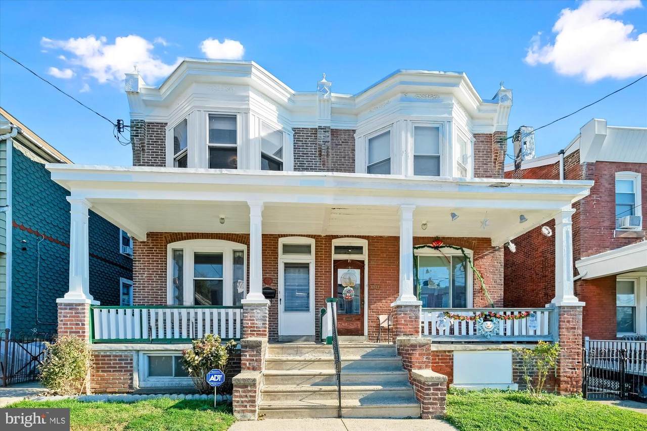 4523 Howell Street - Photo 1