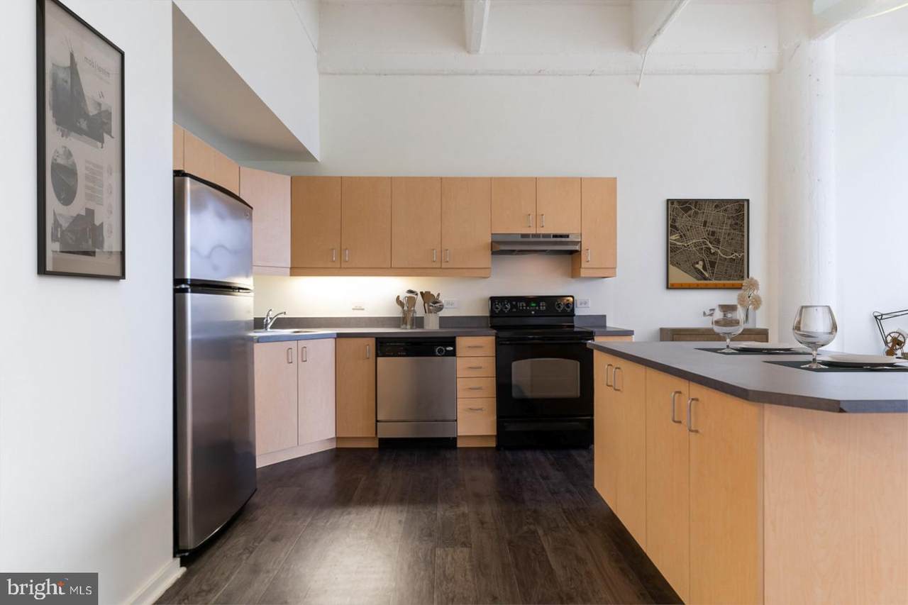 640 Broad Street - Photo 1