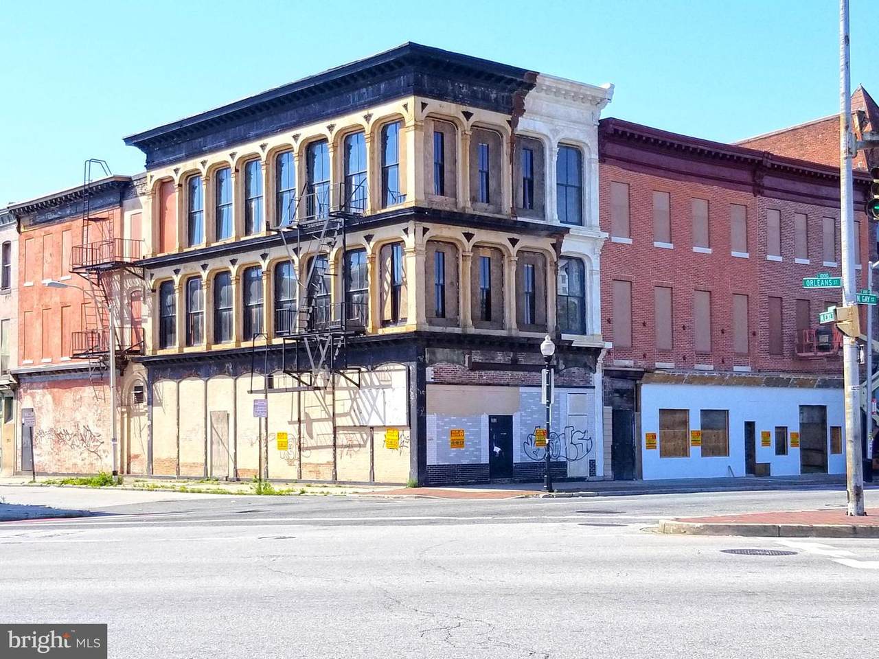 351 Gay Street - Photo 1