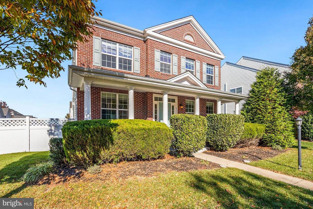 43168 Eleni Street - Photo 1