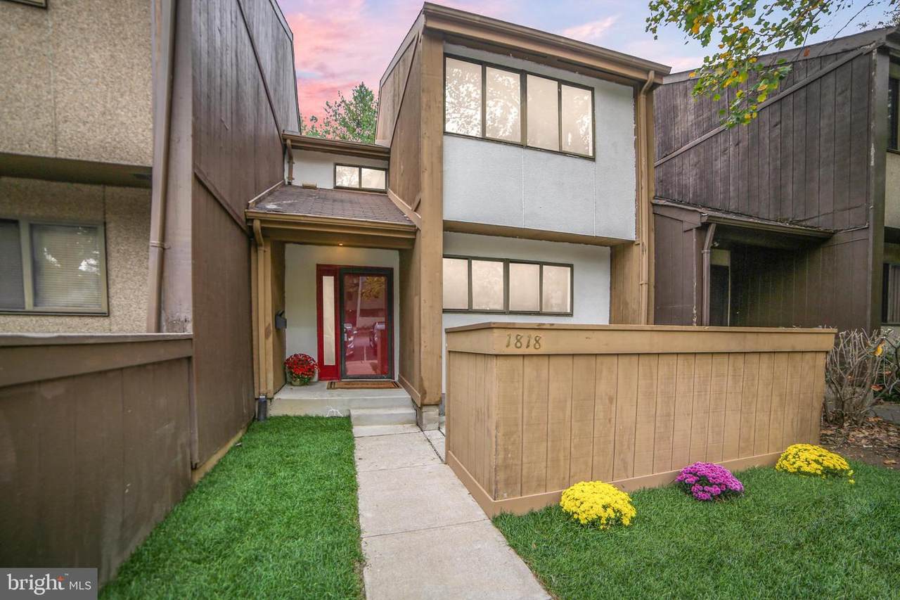 1818 Old Post Terrace - Photo 1