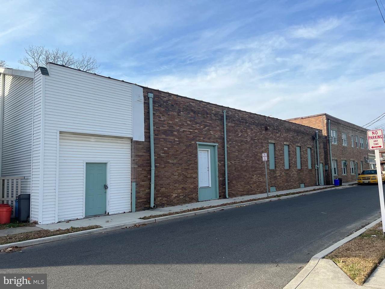 1410 Spruce Street - Photo 1