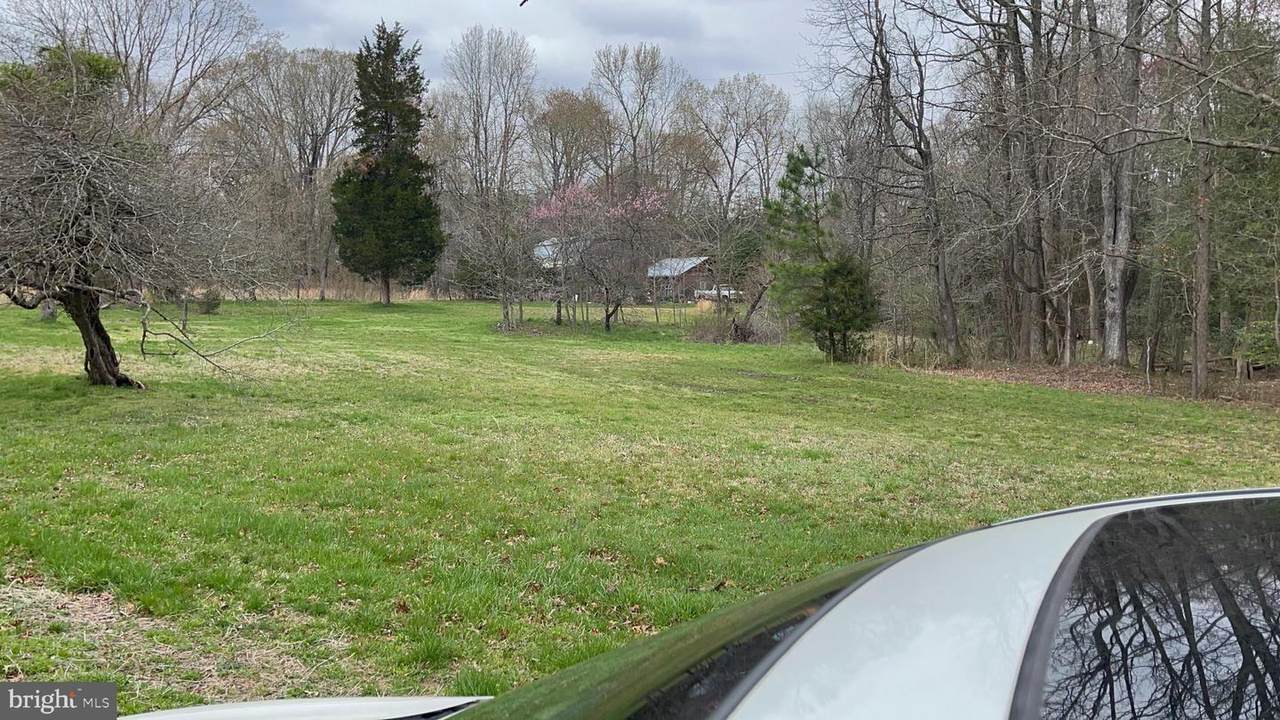 3235 Naomi Place - Photo 1