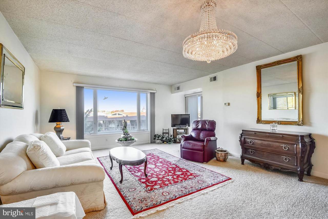 100 Severn - Photo 1