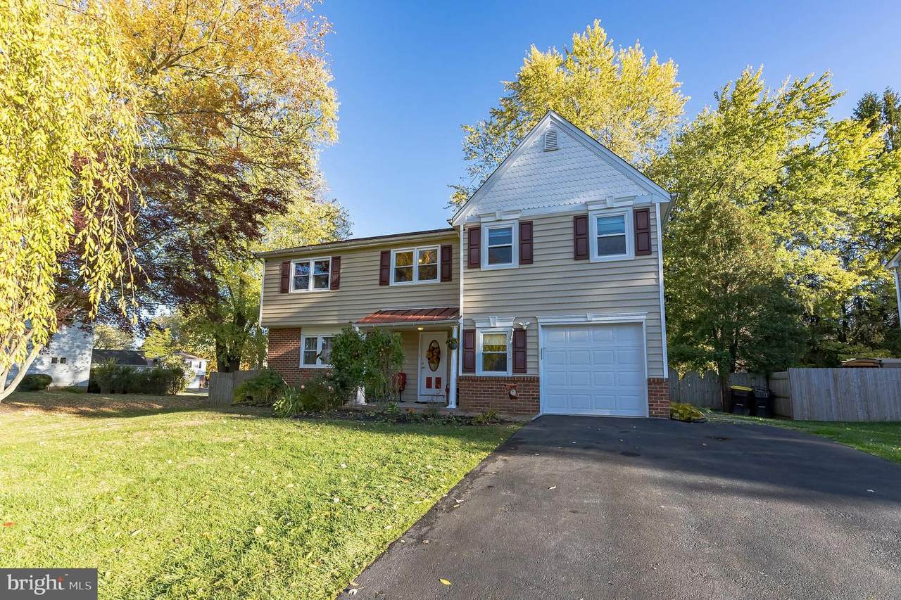 19 Crestland Terrace - Photo 1