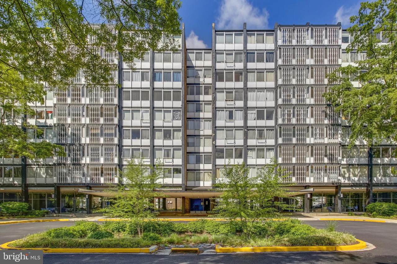 1301 Delaware Avenue - Photo 1