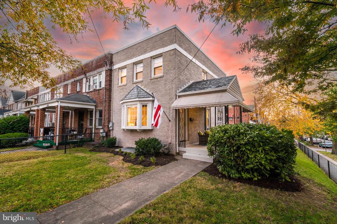 5032 N Capitol Street - Photo 1