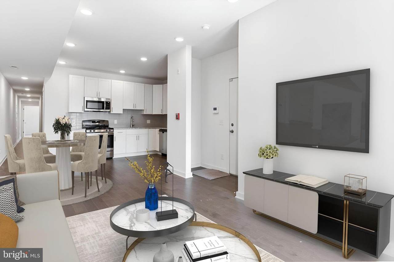 1843 6TH Street - Photo 1