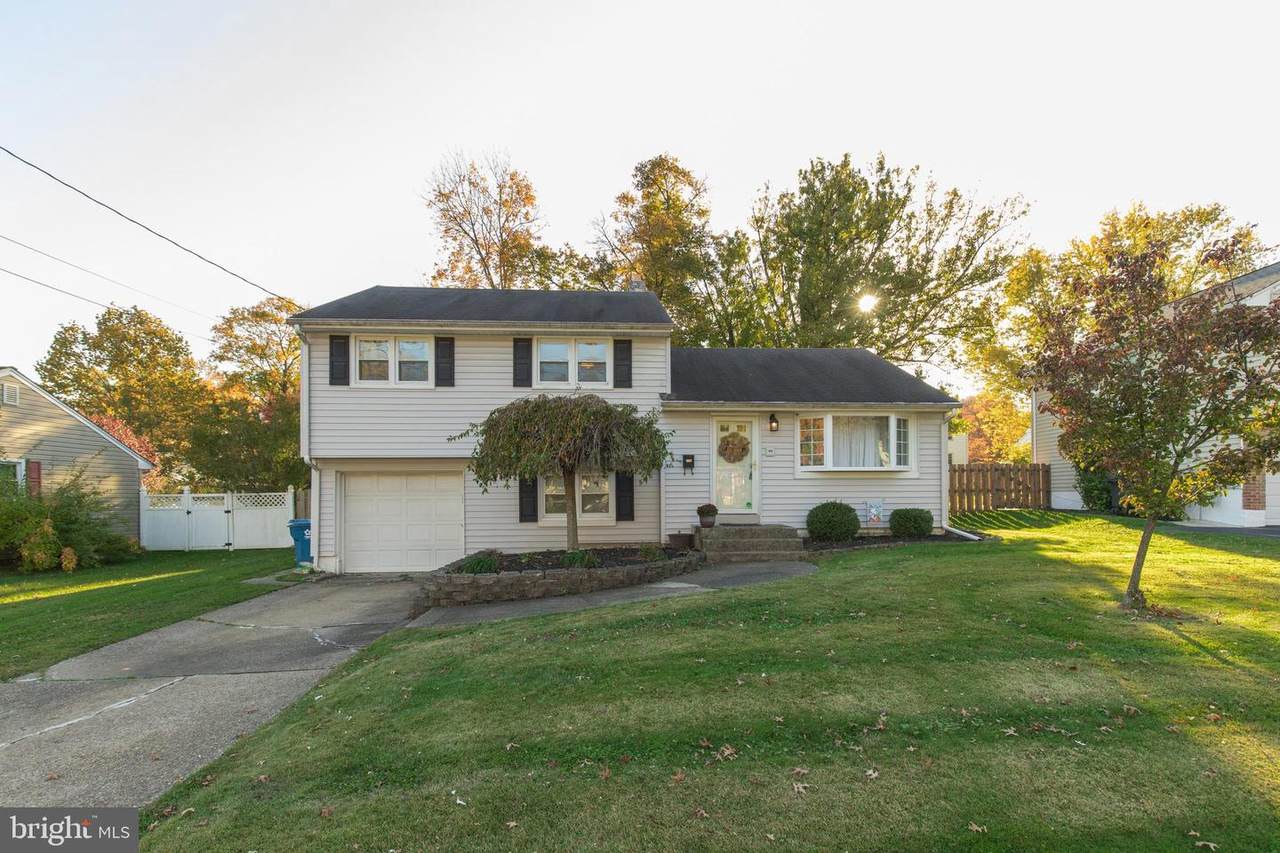 504 Wyoming Avenue - Photo 1