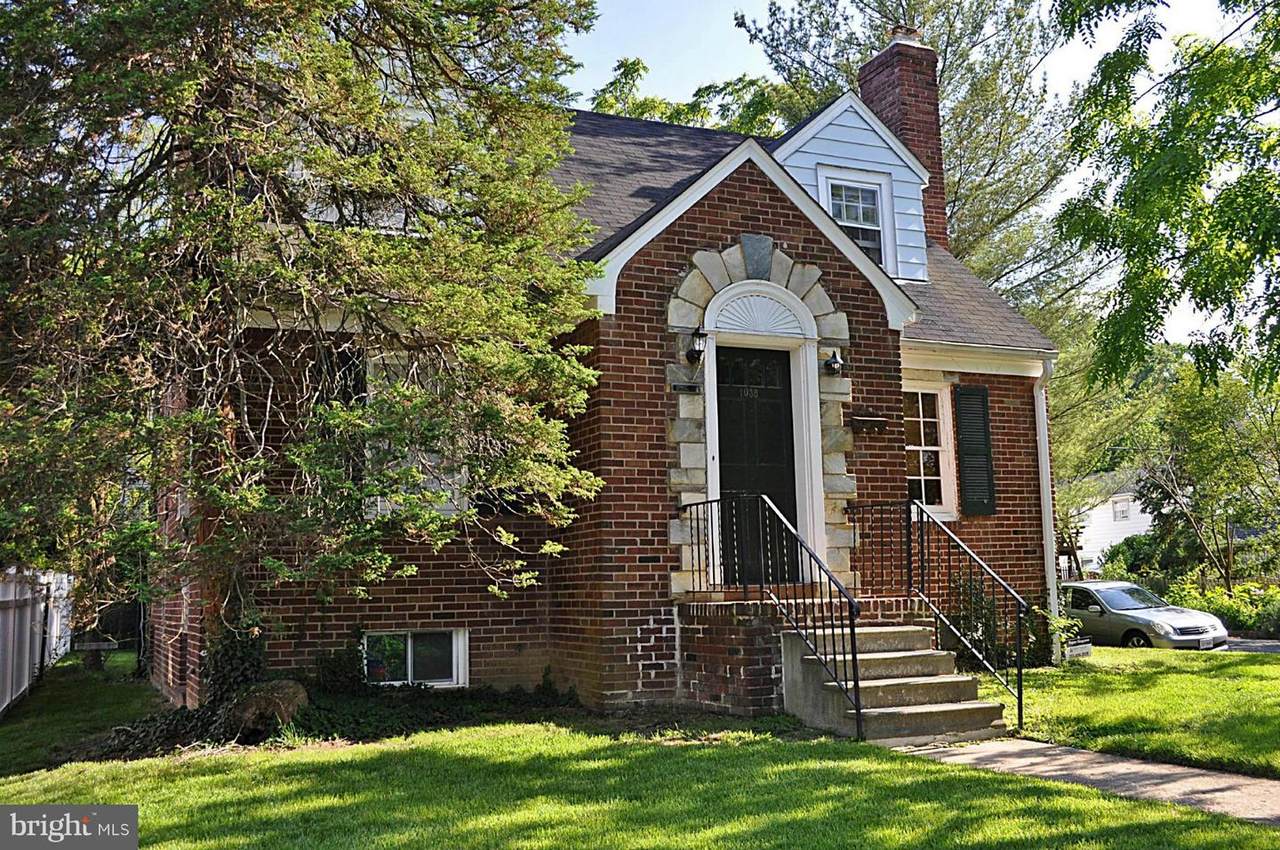1038 18TH Street - Photo 1