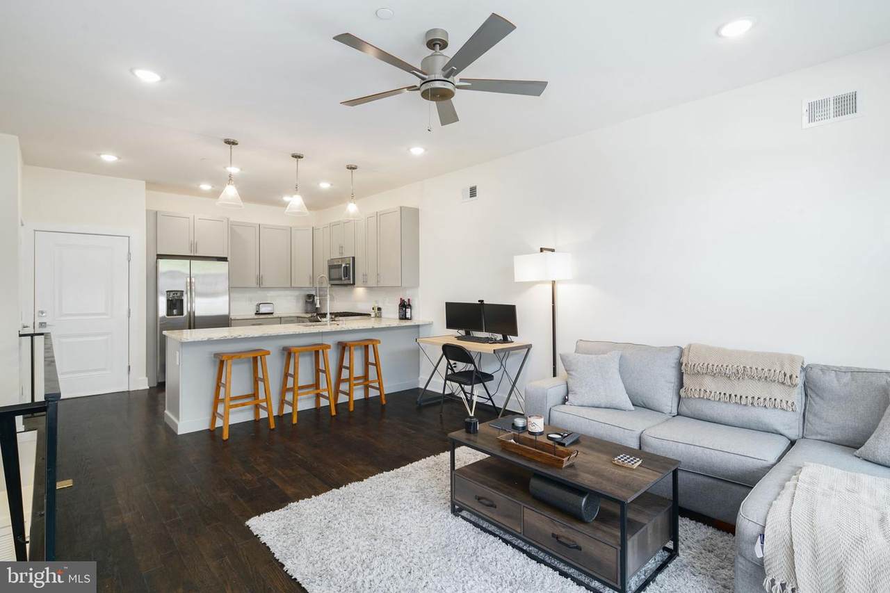 520 Montgomery Avenue - Photo 1