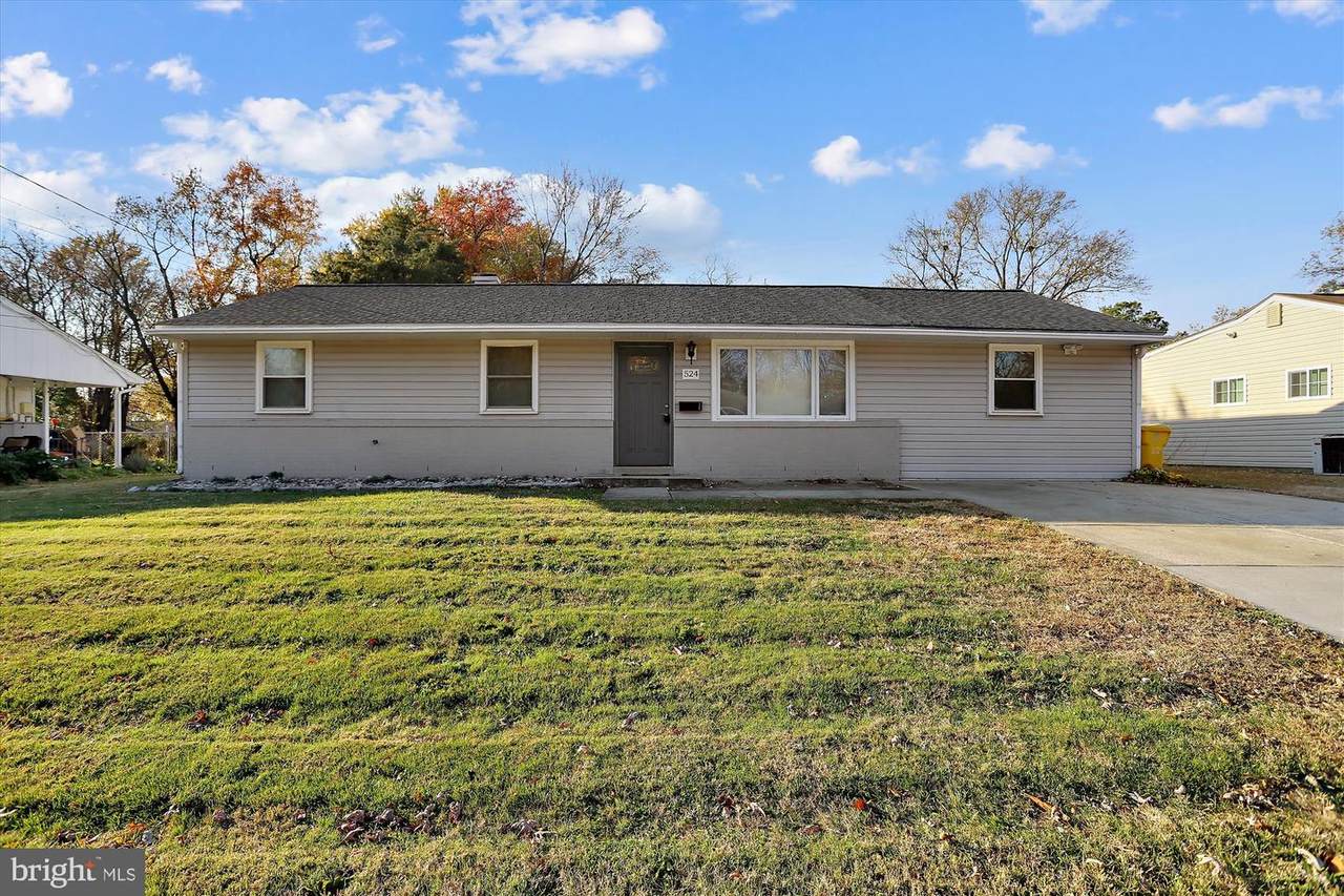 524 Saltoun Avenue - Photo 1