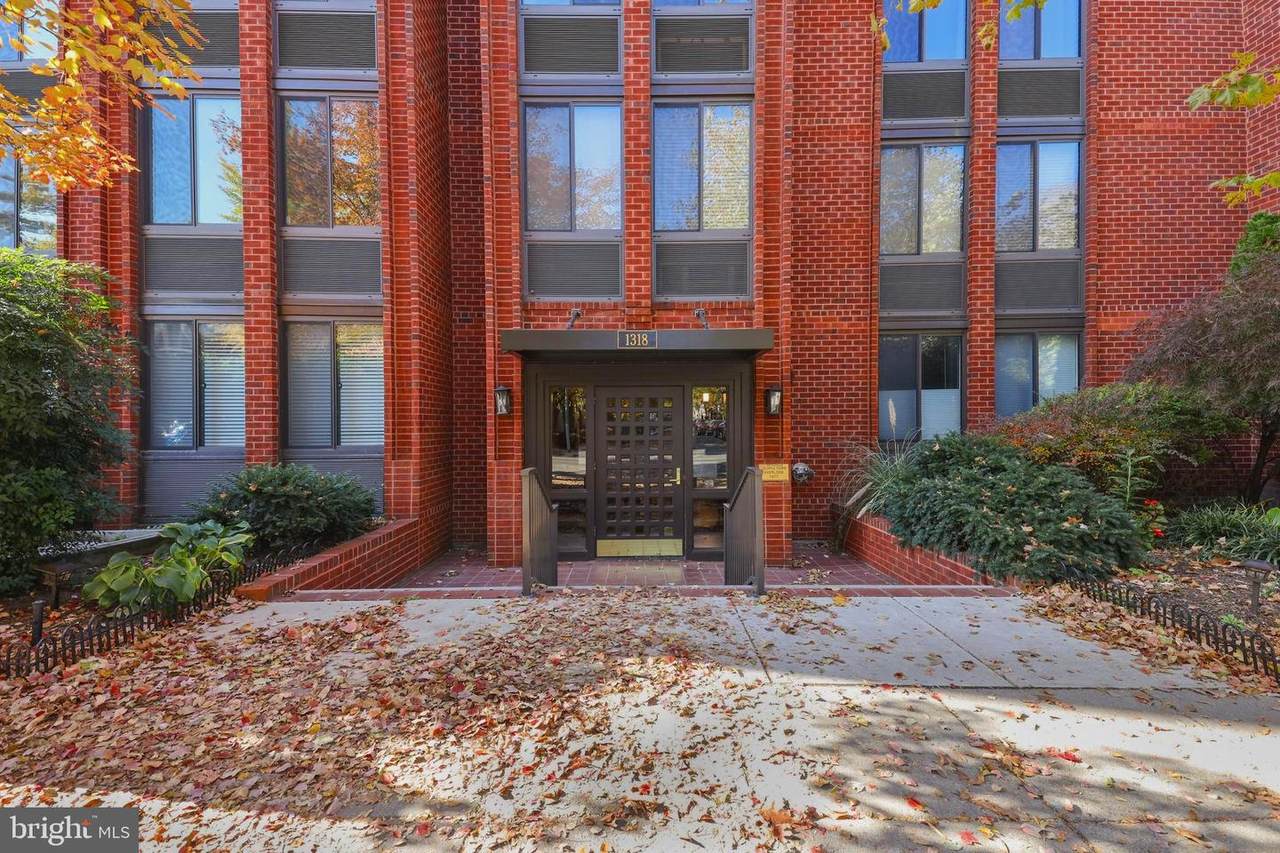 1318 22ND Street - Photo 1