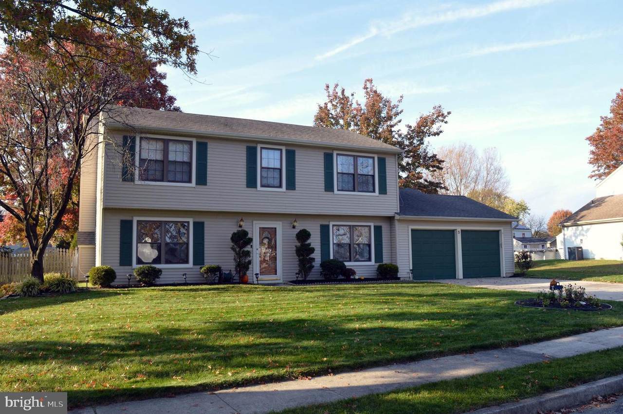 5 Elm Tree Lane - Photo 1