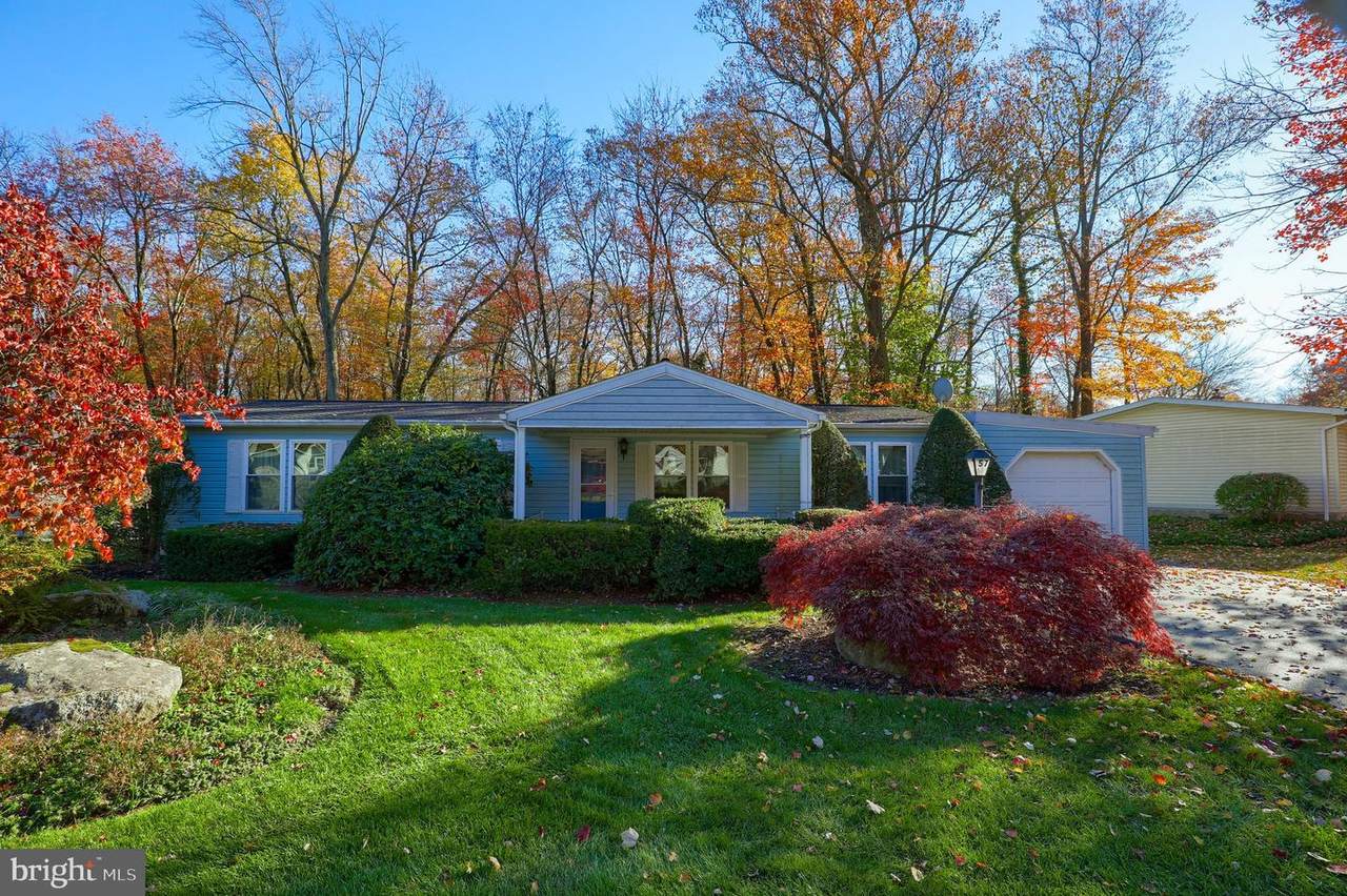 57 Maple Avenue - Photo 1