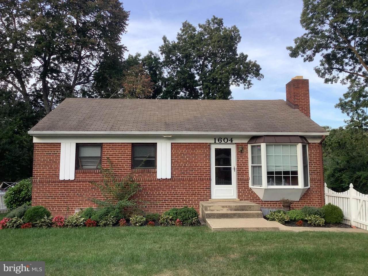 1604 Woodside Drive - Photo 1
