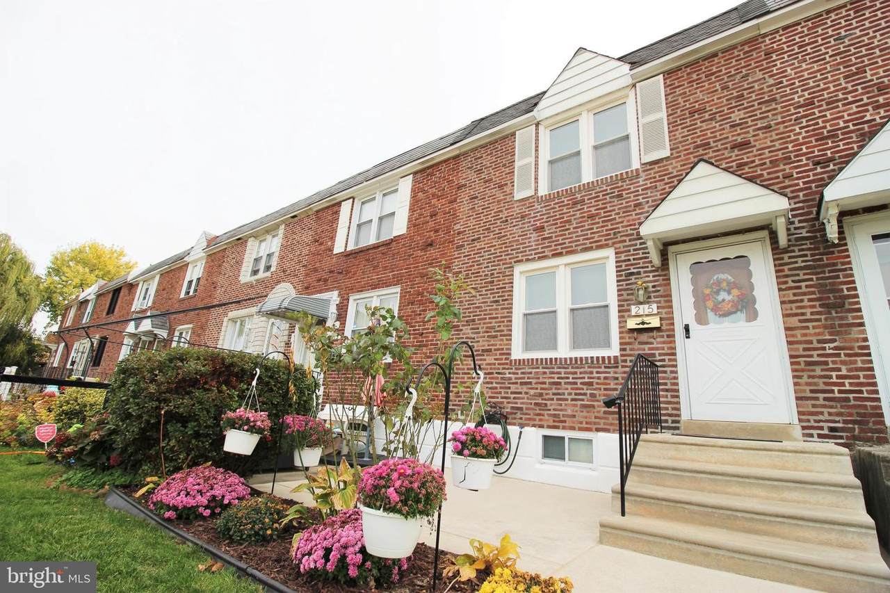 215 Stratford Road - Photo 1