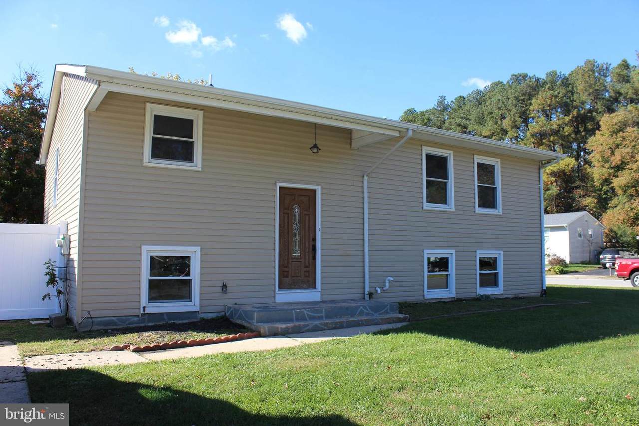 278 Oakfield Drive - Photo 1