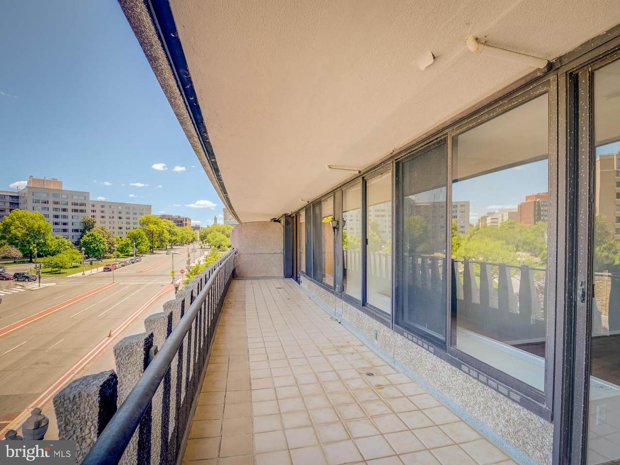 2510 Virginia Avenue - Photo 1
