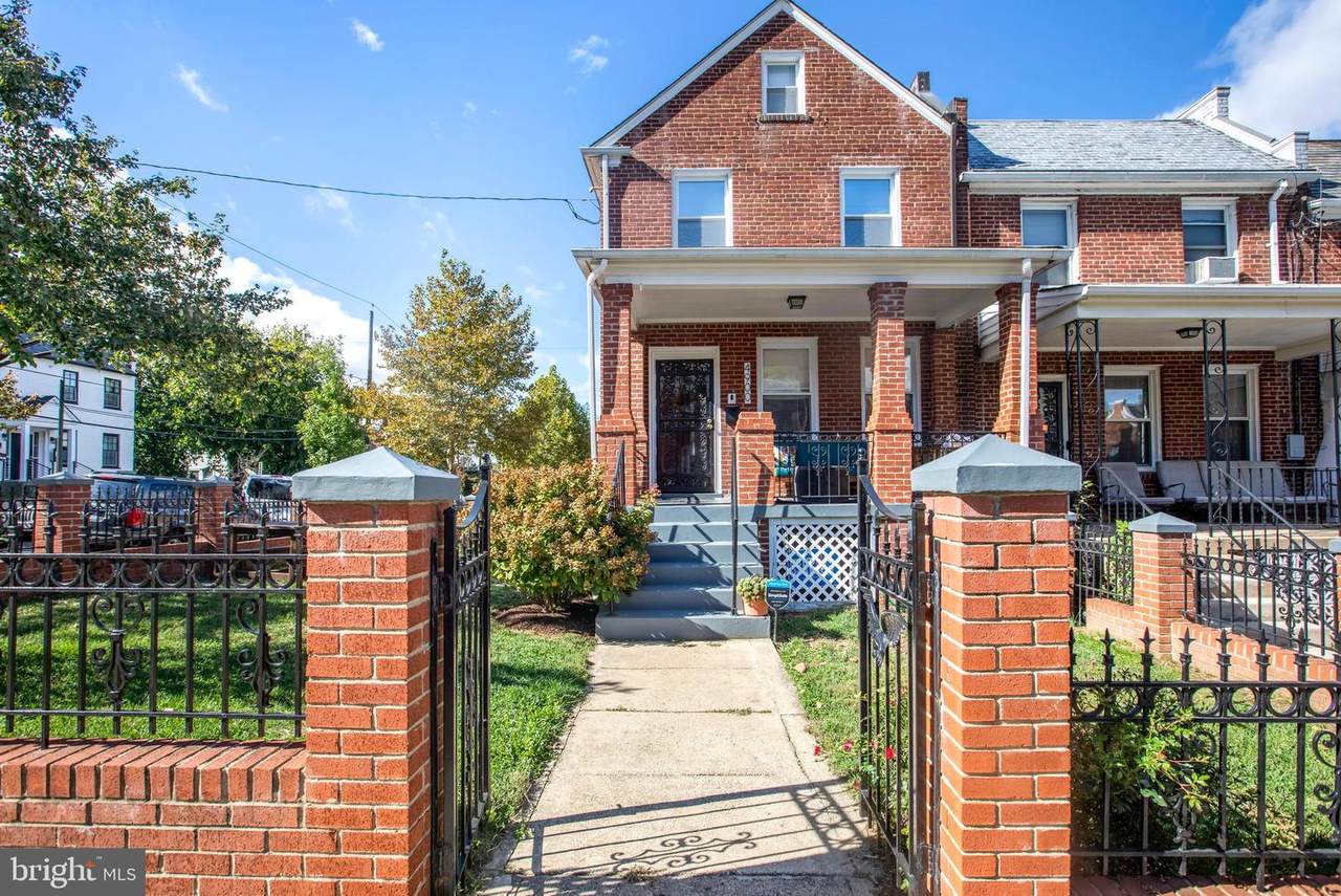 4900 1ST Street - Photo 1