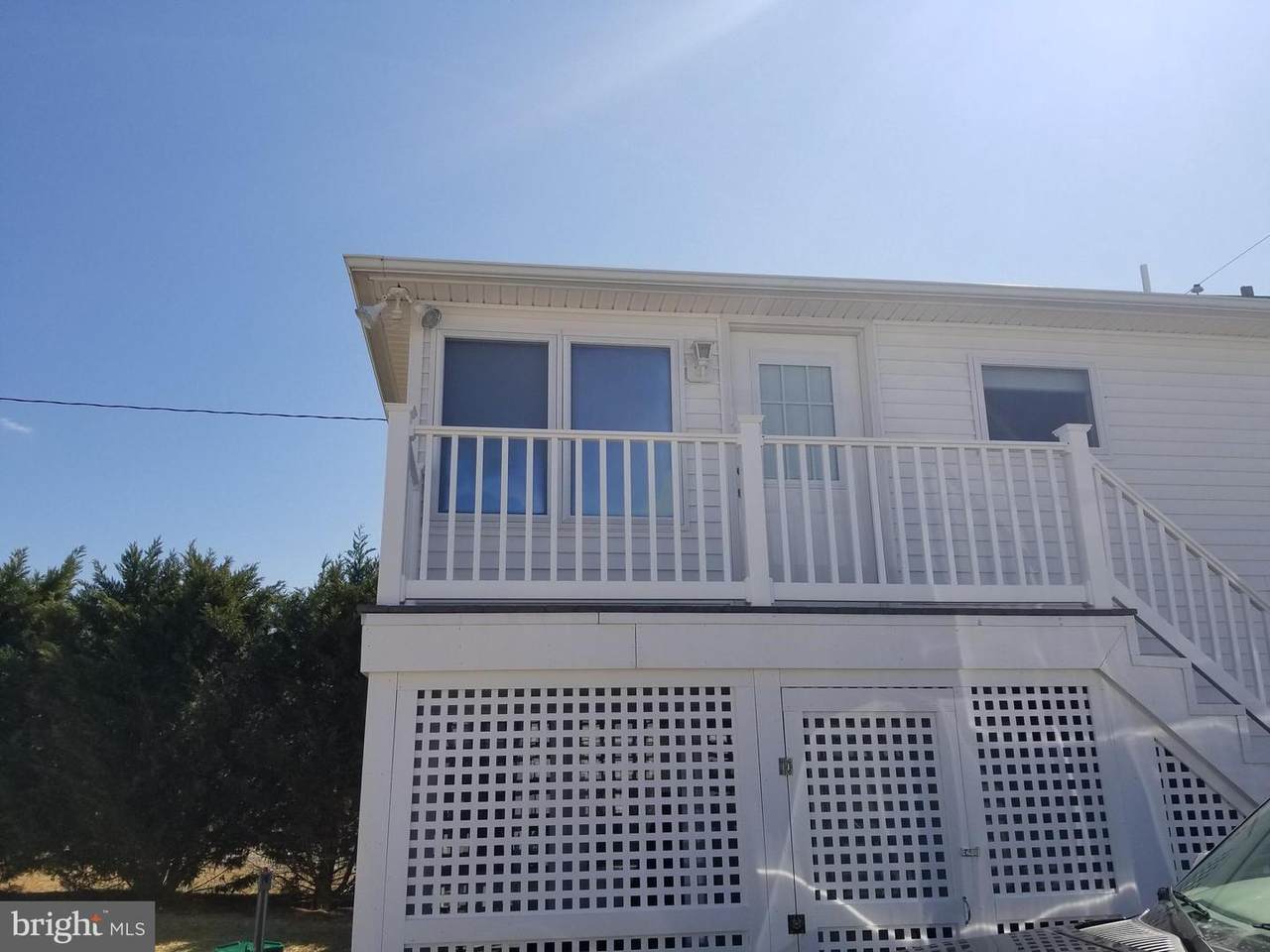287 Bay Avenue - Photo 1