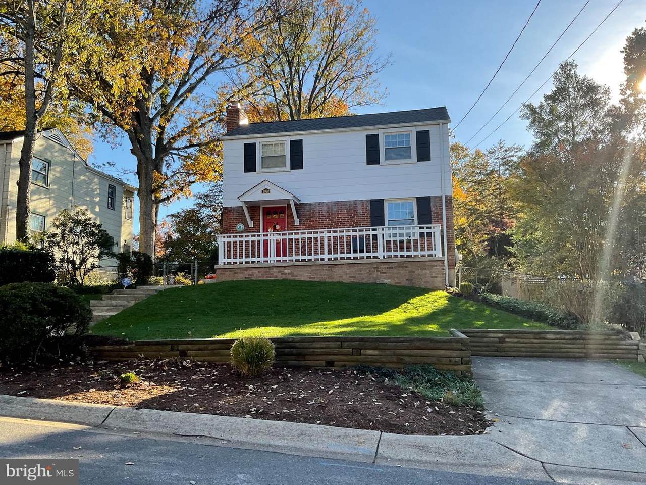 9920 Woodburn Road - Photo 1