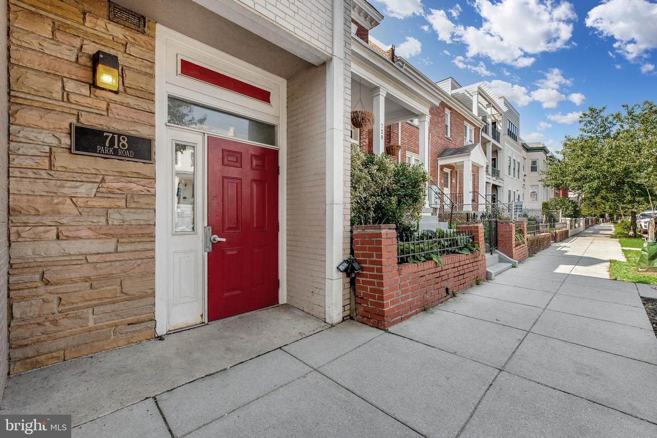 718 Park Road - Photo 1