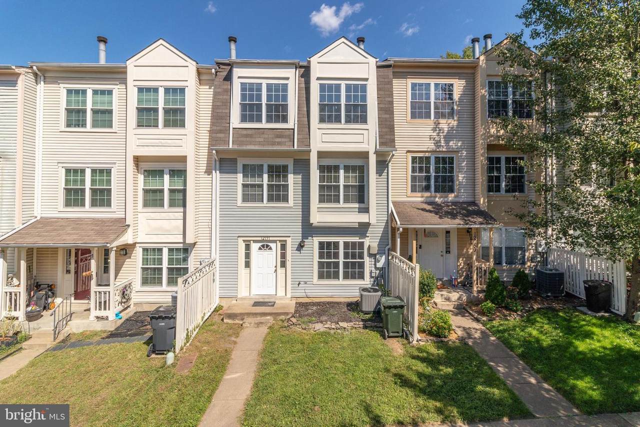 12157 Old Salem Court - Photo 1
