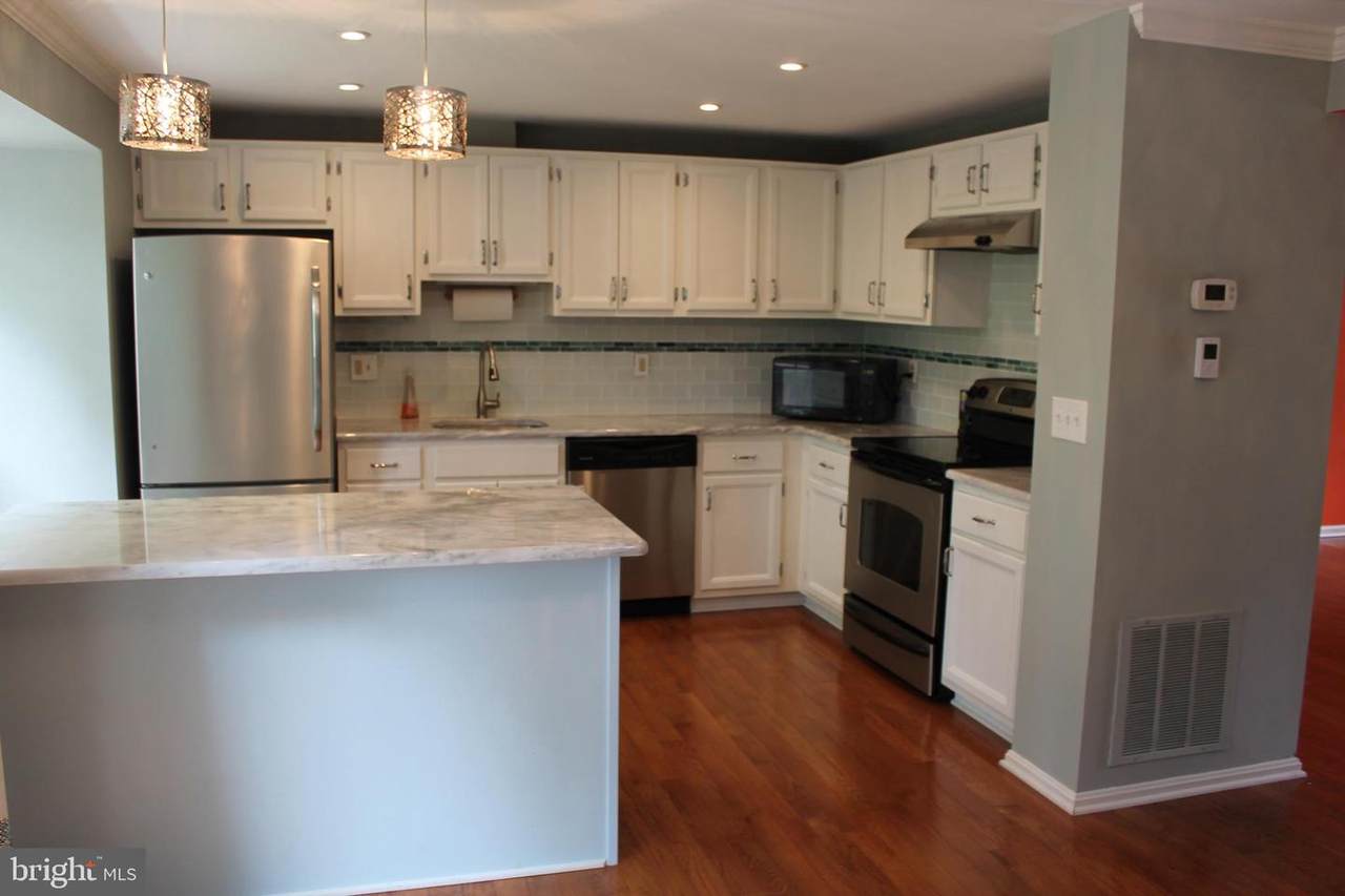 6645 Rockleigh Way - Photo 1