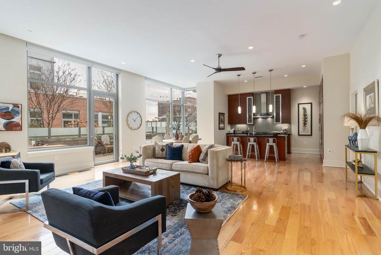 601 Fairfax Street - Photo 1