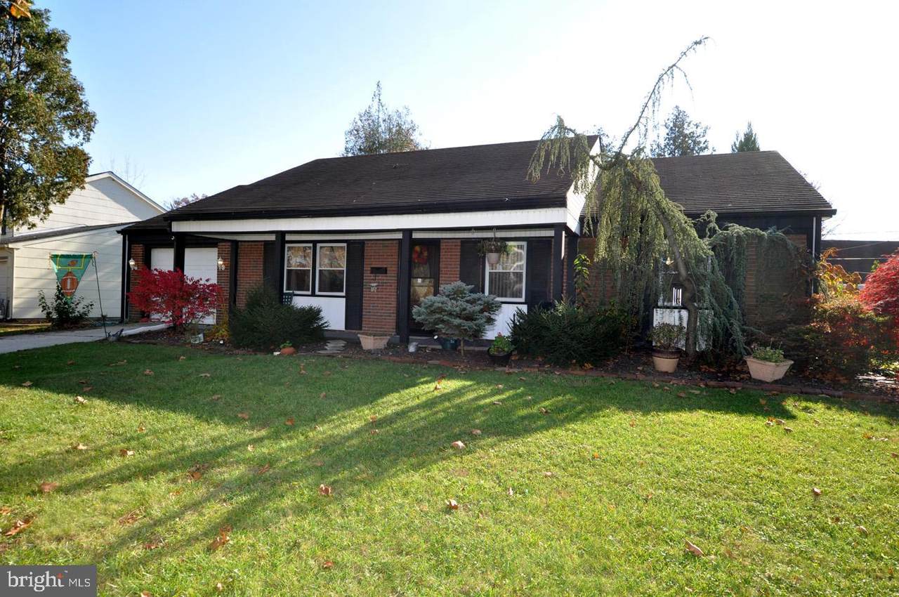 31 Eastbrook Lane - Photo 1