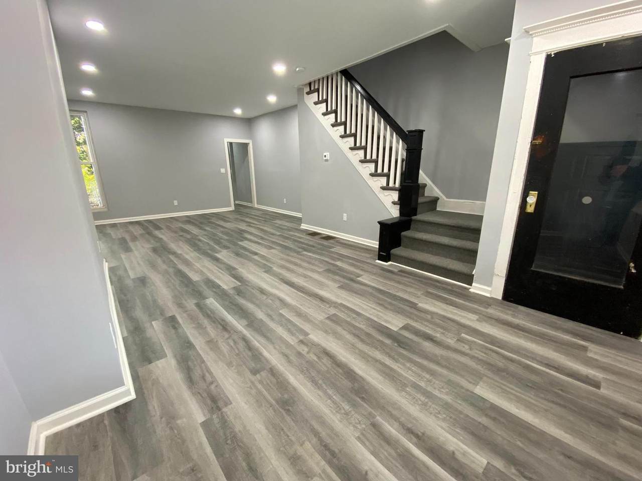 1152 Wagner Avenue - Photo 1