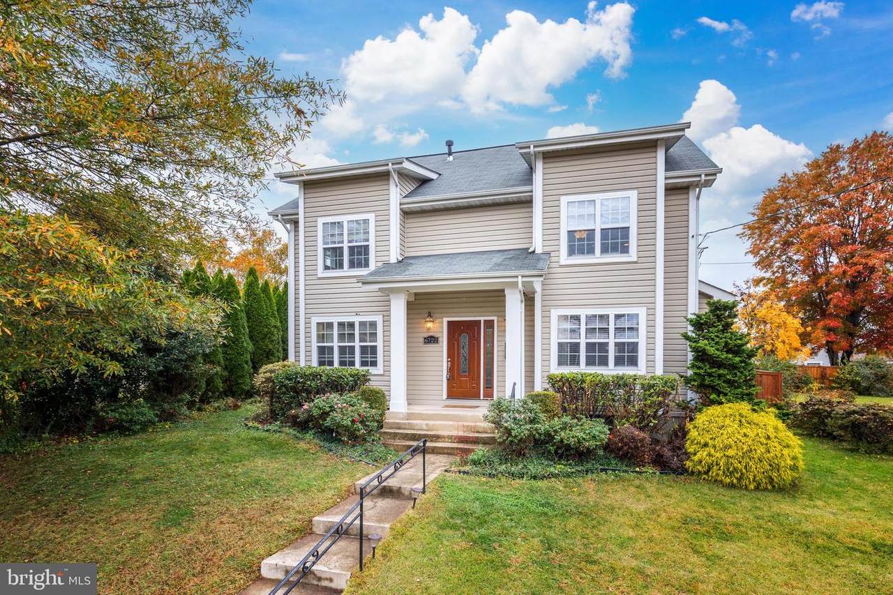 6722 Barrett Road - Photo 1