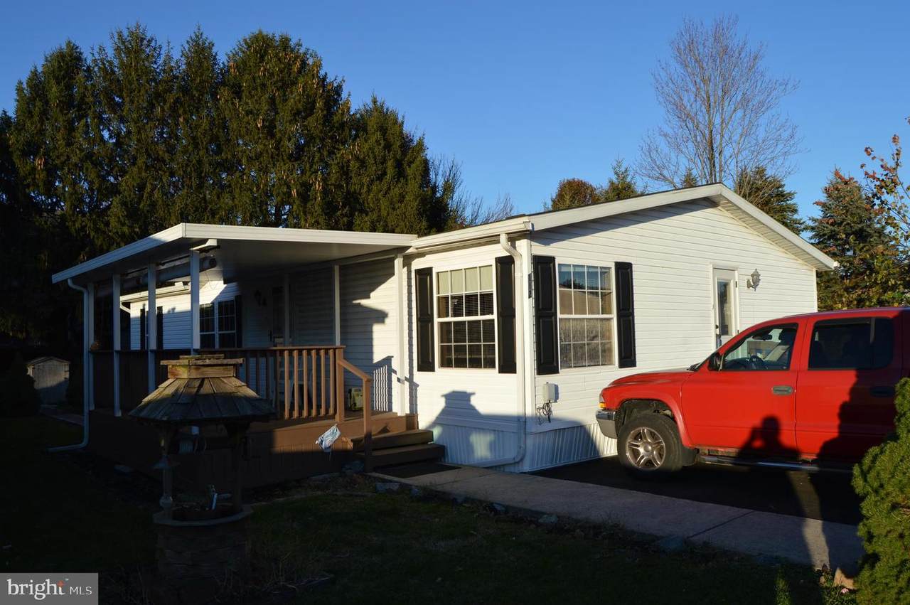 112 Lilly Drive - Photo 1