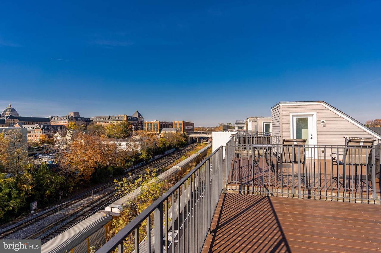 3302 9TH Street - Photo 1