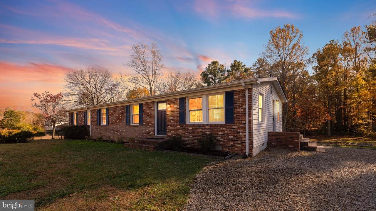 10300 Duerson Lane - Photo 1